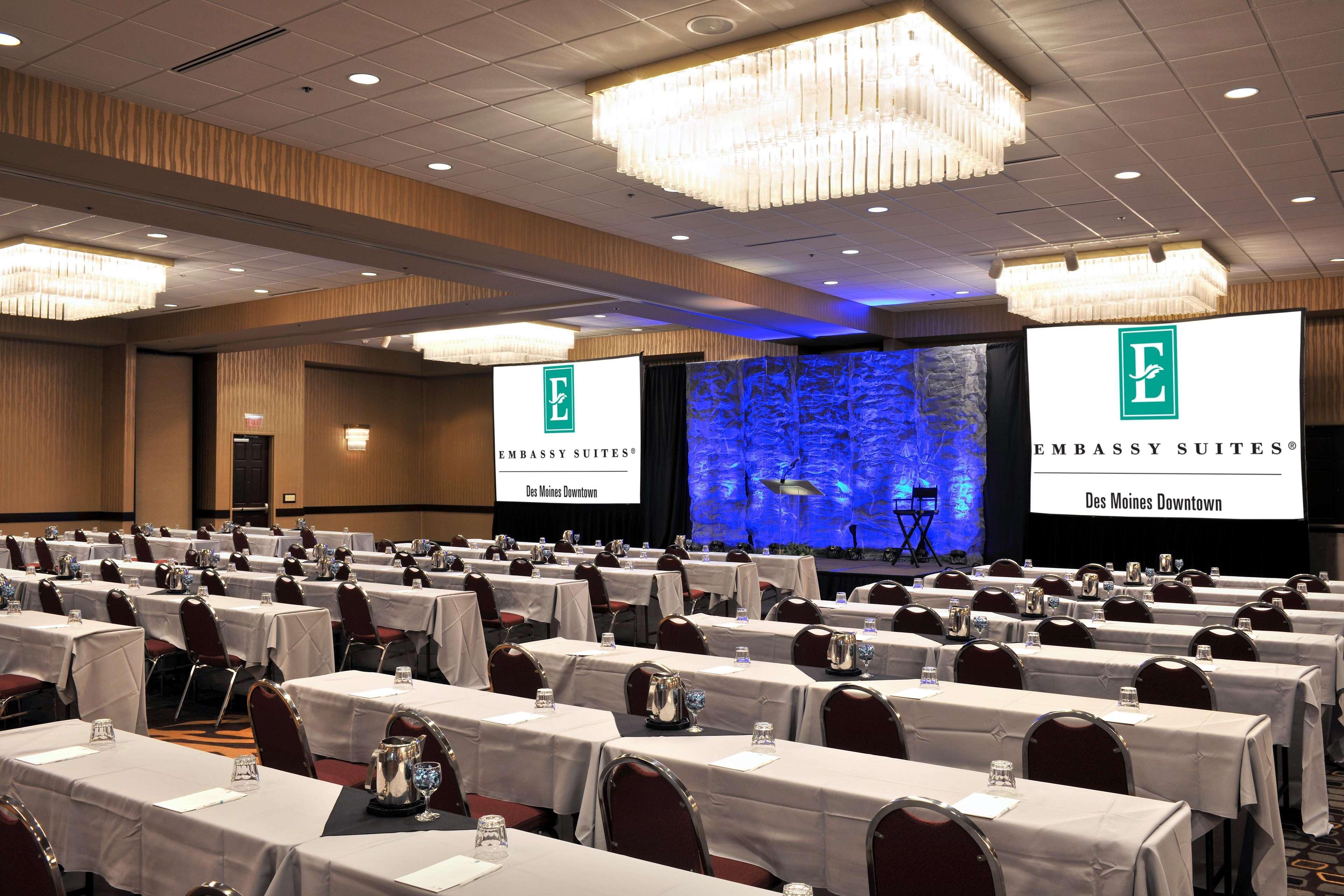 Embassy Suites Des Moines Downtown עסק תמונה
